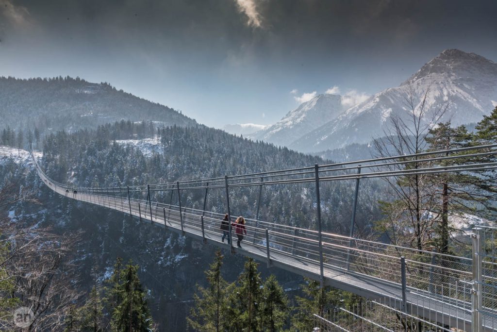 Highline 179 - tibetische Hängebrücke